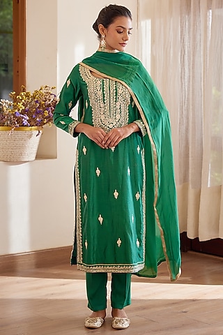 Bottle Green Embroidered Kurta Set by Shyam Narayan Prasad