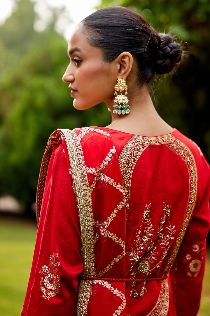 Red Embroidered Wedding Anarkali Set by Shyam Narayan Prasad at Pernia's Pop Up Shop