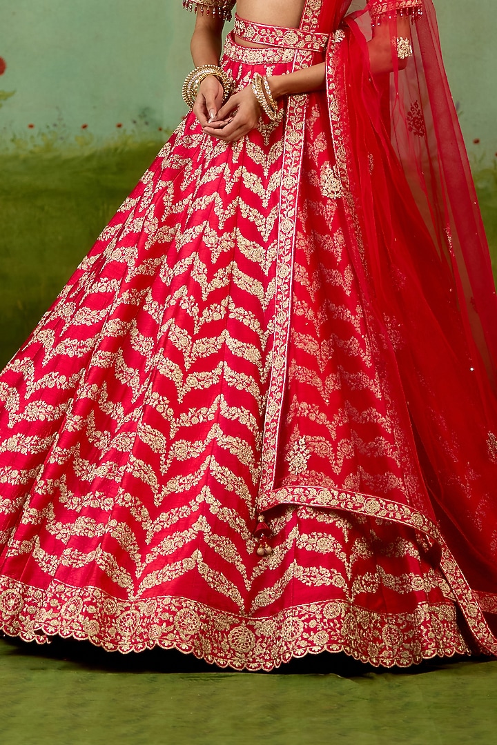 Red Raw Silk Gold Dori Embroidered Wedding Lehenga Set by Shyam Narayan Prasad at Pernia's Pop Up Shop