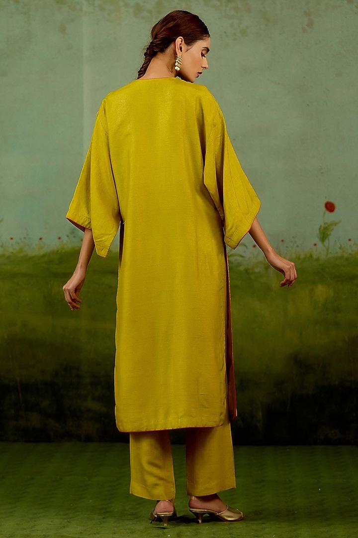 Warm Olive Green Silk Embroidered Kurta Set by Shyam Narayan Prasad at Pernia's Pop Up Shop