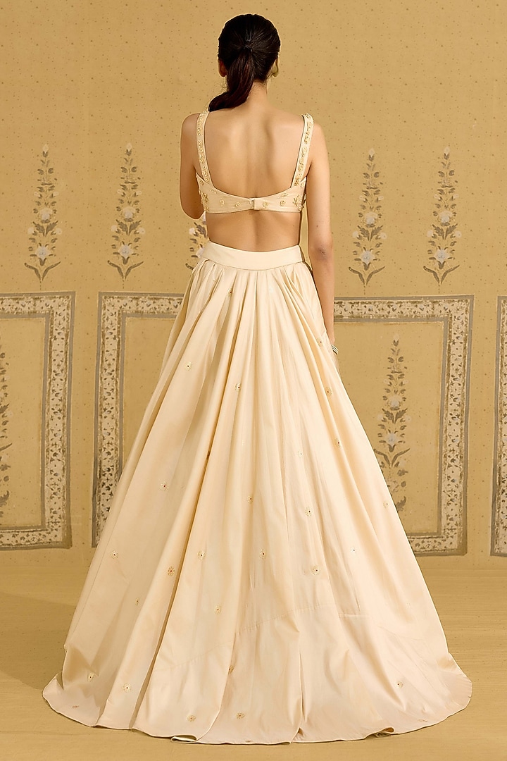 Ivory Raw Silk & Brocade Embroidered Wedding Lehenga Set by Shyam Narayan Prasad at Pernia's Pop Up Shop
