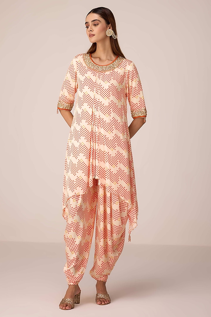 Ivory Modal Satin Bandhani Printed & Embroidered Kurta Set by Shyam Narayan Prasad at Pernia's Pop Up Shop