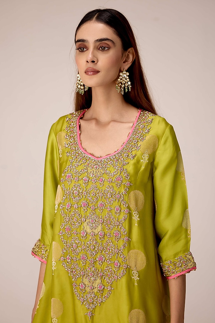 Green Organza Satin Zardosi Embroidered Kurta Set by Shyam Narayan Prasad at Pernia's Pop Up Shop