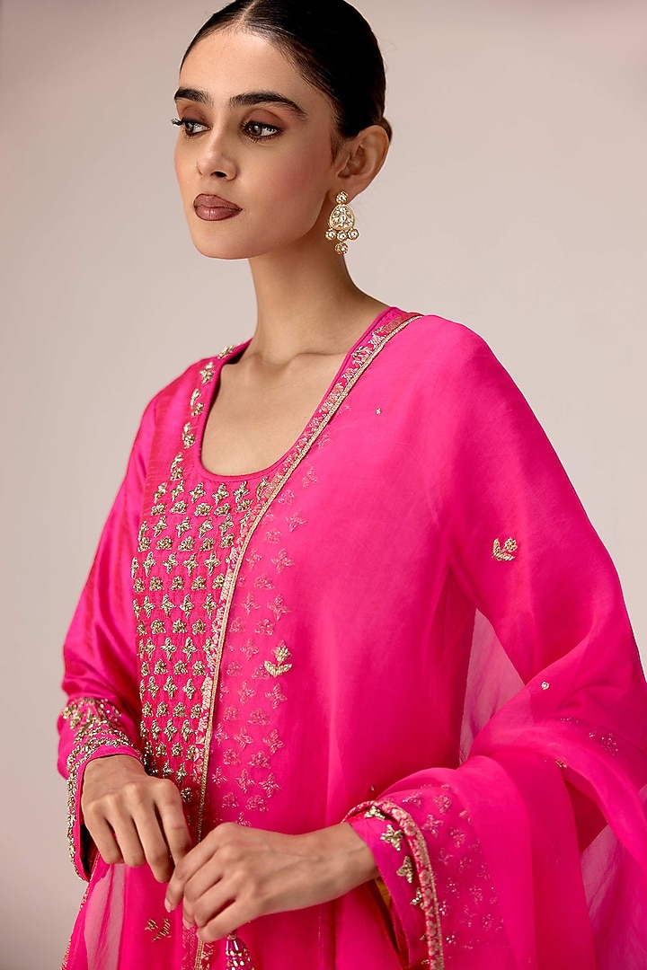 Fuchsia Pink Raw Silk Zardosi Embroidered Kurta Set by Shyam Narayan Prasad at Pernia's Pop Up Shop