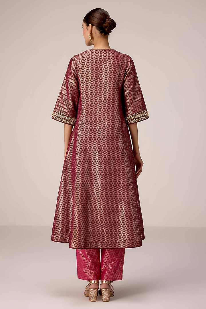 Wine Silk Banarasi Brocade Zardosi Embroidered Kurta Set by Shyam Narayan Prasad at Pernia's Pop Up Shop