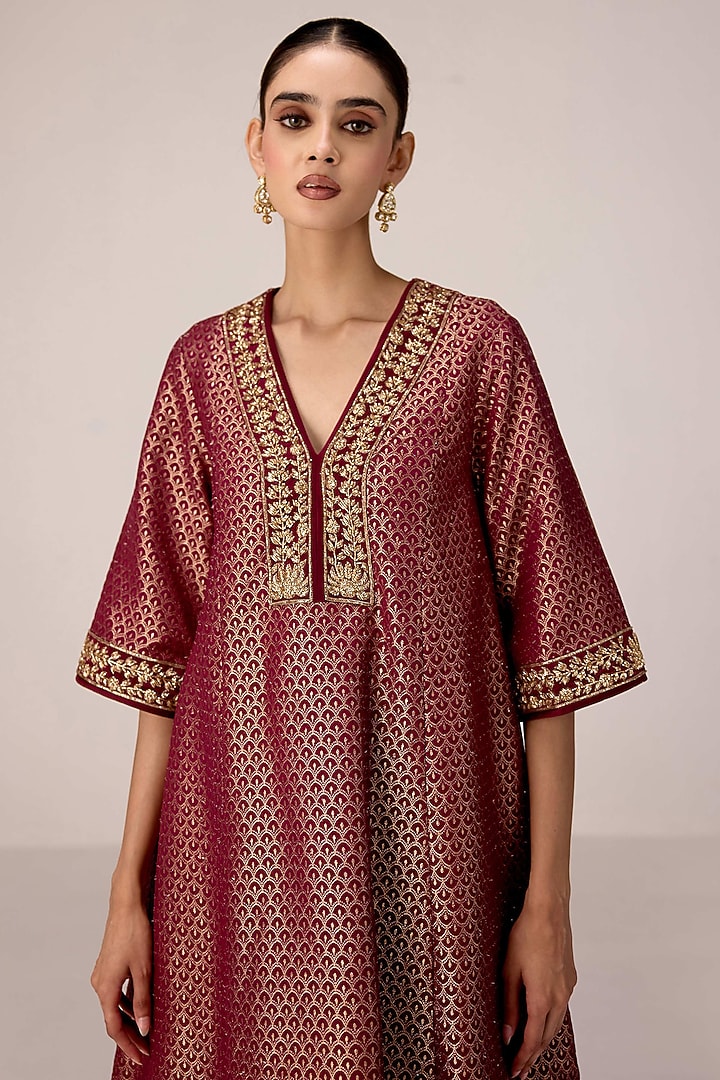 Wine Silk Banarasi Brocade Zardosi Embroidered Kurta Set by Shyam Narayan Prasad at Pernia's Pop Up Shop