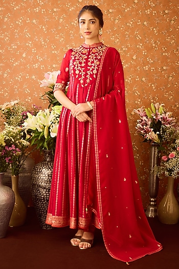 Persian Maroon Silk Brocade Zardosi Hand Embroidered Wedding Anarkali Set by Shyam Narayan Prasad at Pernia's Pop Up Shop