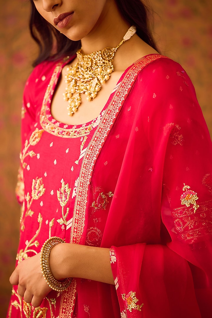Maroon Red Georgette Zardosi Hand Embroidered Wedding Lehenga Set by Shyam Narayan Prasad at Pernia's Pop Up Shop