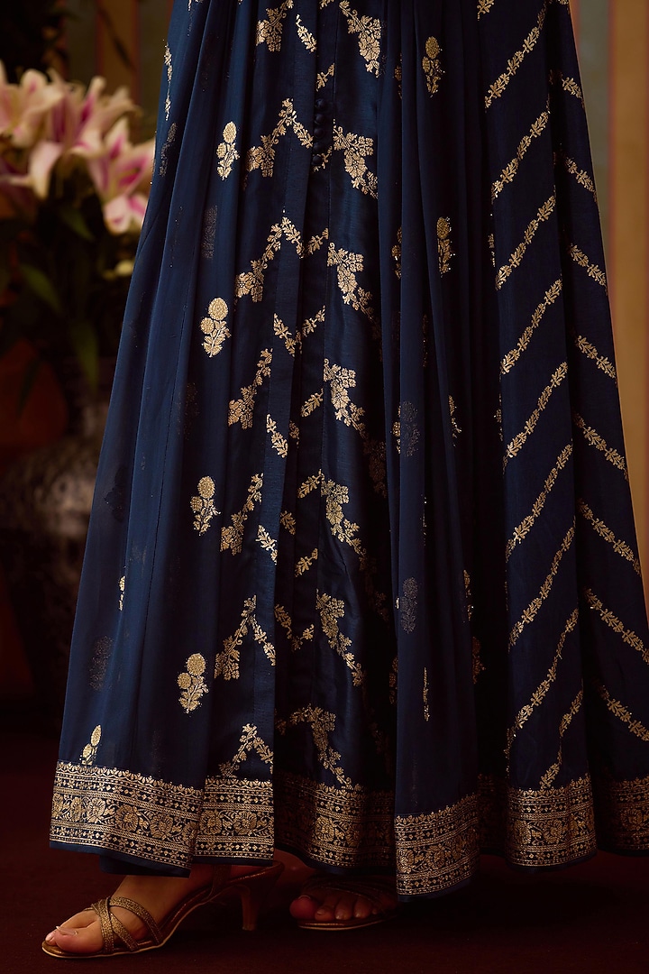 Midnight Blue Brocade Zardosi Embroidered Wedding Anarkali Set by Shyam Narayan Prasad at Pernia's Pop Up Shop