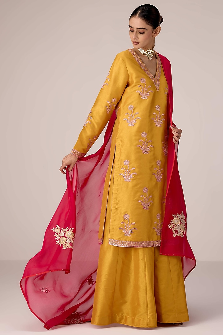 Mustard Dola Silk Patch Embroidered Kurta Set by Shyam Narayan Prasad at Pernia's Pop Up Shop