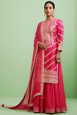 Fuchsia Gota Embroidered Sharara Set by Shyam Narayan Prasad
