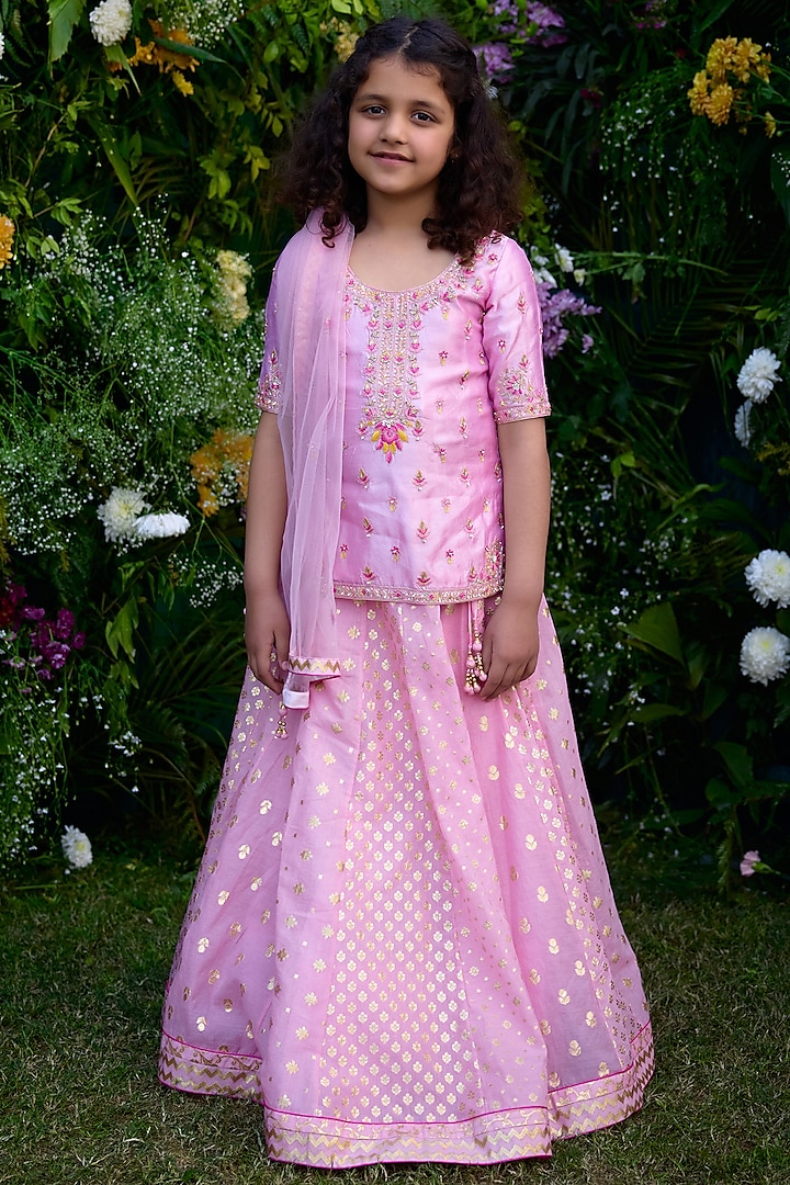 Candy Pink Chanderi Brocade Lehenga Set For Girls by Shyam Narayan Prasad Kidswear at Pernia's Pop Up Shop