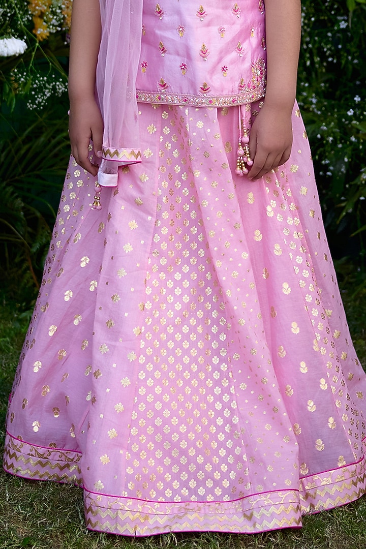 Candy Pink Chanderi Brocade Lehenga Set For Girls by Shyam Narayan Prasad Kidswear at Pernia's Pop Up Shop