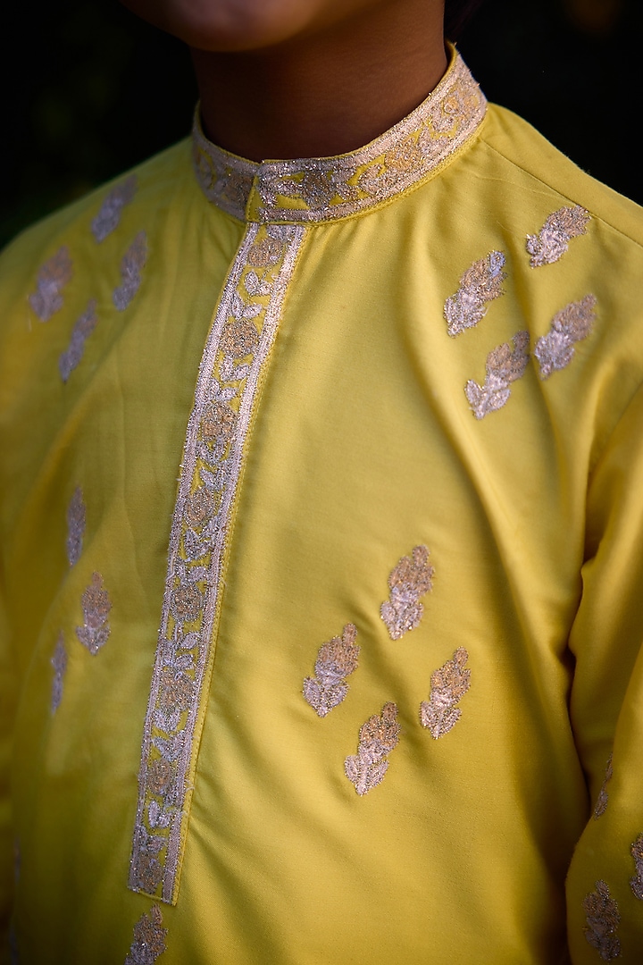 Dandelion Yellow Cotton Silk Patch & Thread Work Kurta Set For Boys by Shyam Narayan Prasad Kidswear at Pernia's Pop Up Shop