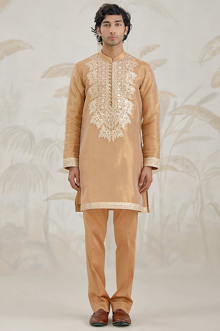 Gold Organza Tissue Thread Embroidered Kurta Set by Shyam Narayan Prasad Men at Pernia's Pop Up Shop