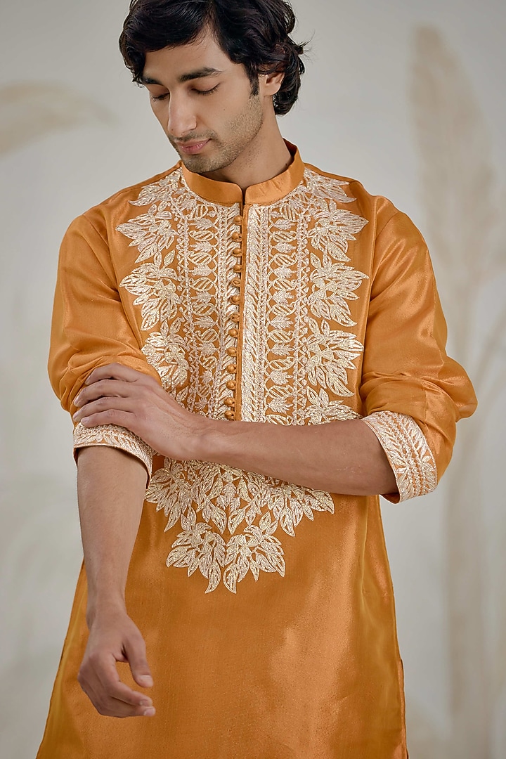 Burnt Orange Organza Tissue Thread Embroidered Kurta Set by Shyam Narayan Prasad Men at Pernia's Pop Up Shop