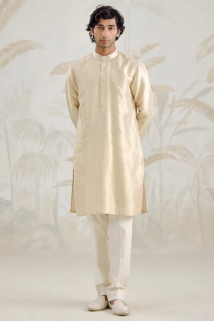 Ivory Banarasi Silk Brocade Kurta Set by Shyam Narayan Prasad Men at Pernia's Pop Up Shop