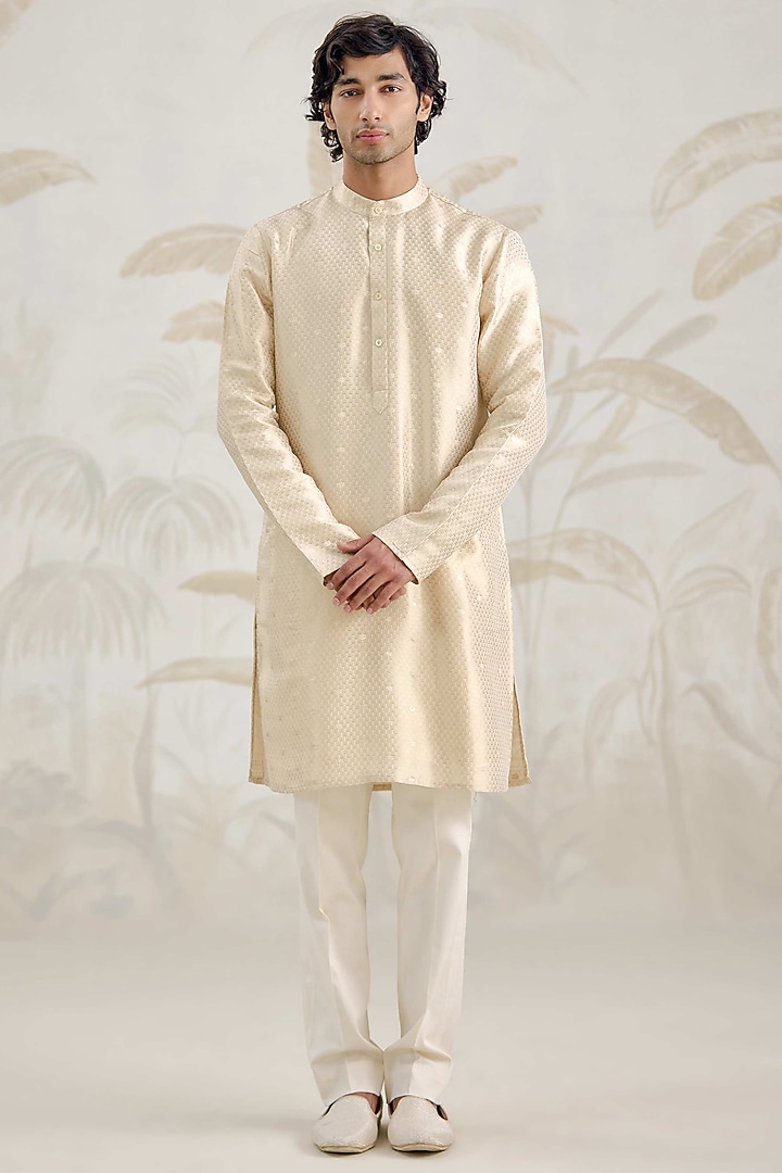 Ivory Banarasi Silk Brocade Kurta Set by Shyam Narayan Prasad Men at Pernia's Pop Up Shop