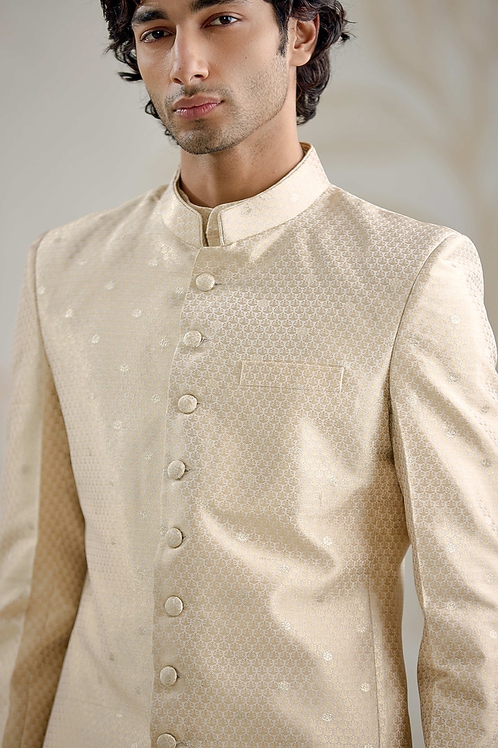 Ivory Banarasi Silk Brocade Bundi Jacket Set by Shyam Narayan Prasad Men at Pernia's Pop Up Shop