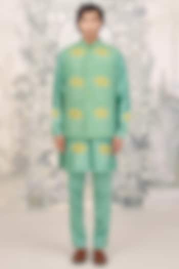 Green Cotton Silk Thread Embroidered Bundi Set by Shyam Narayan Prasad Men at Pernia's Pop Up Shop