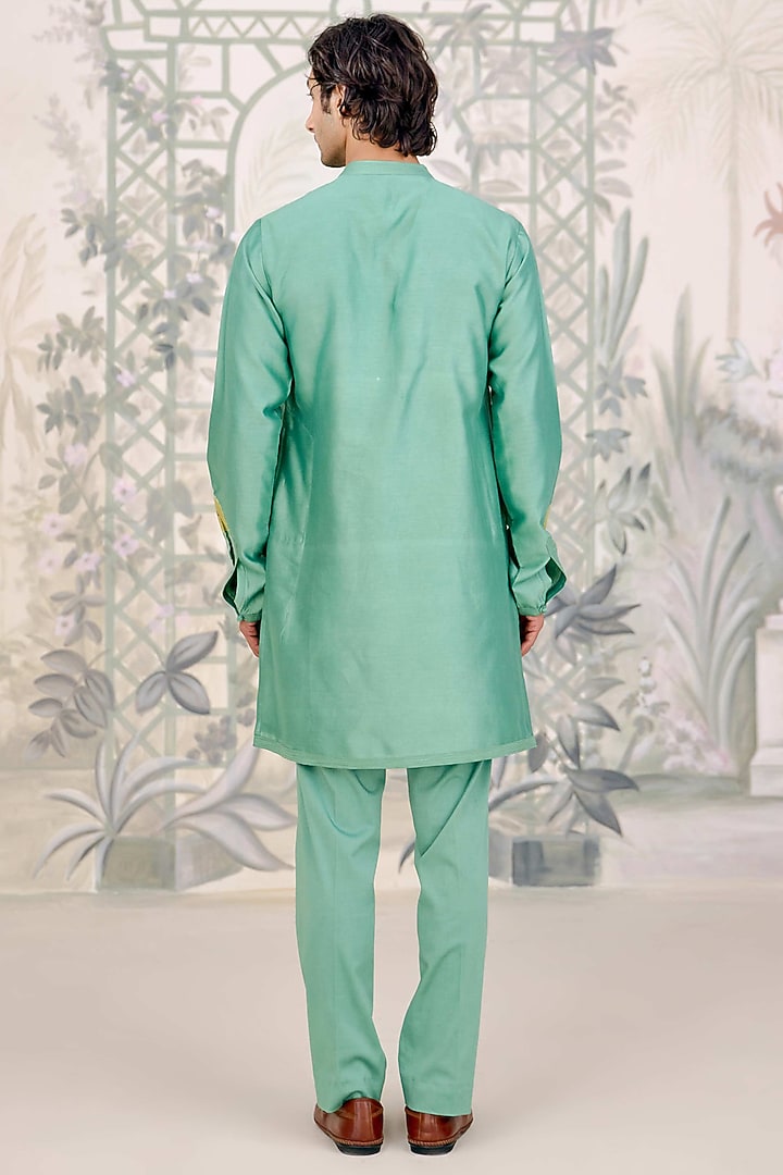 Green Cotton Silk Thread Embroidered Bundi Set by Shyam Narayan Prasad Men at Pernia's Pop Up Shop