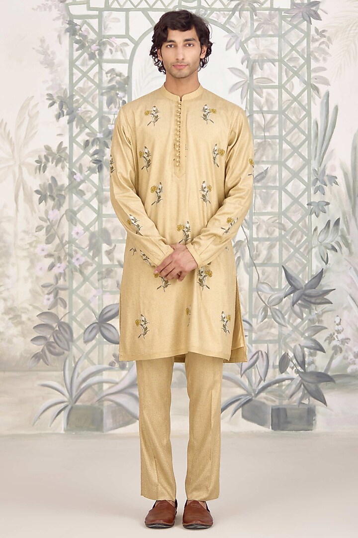 Neutral Yellow Cotton Satin Printed Kurta Set by Shyam Narayan Prasad Men at Pernia's Pop Up Shop