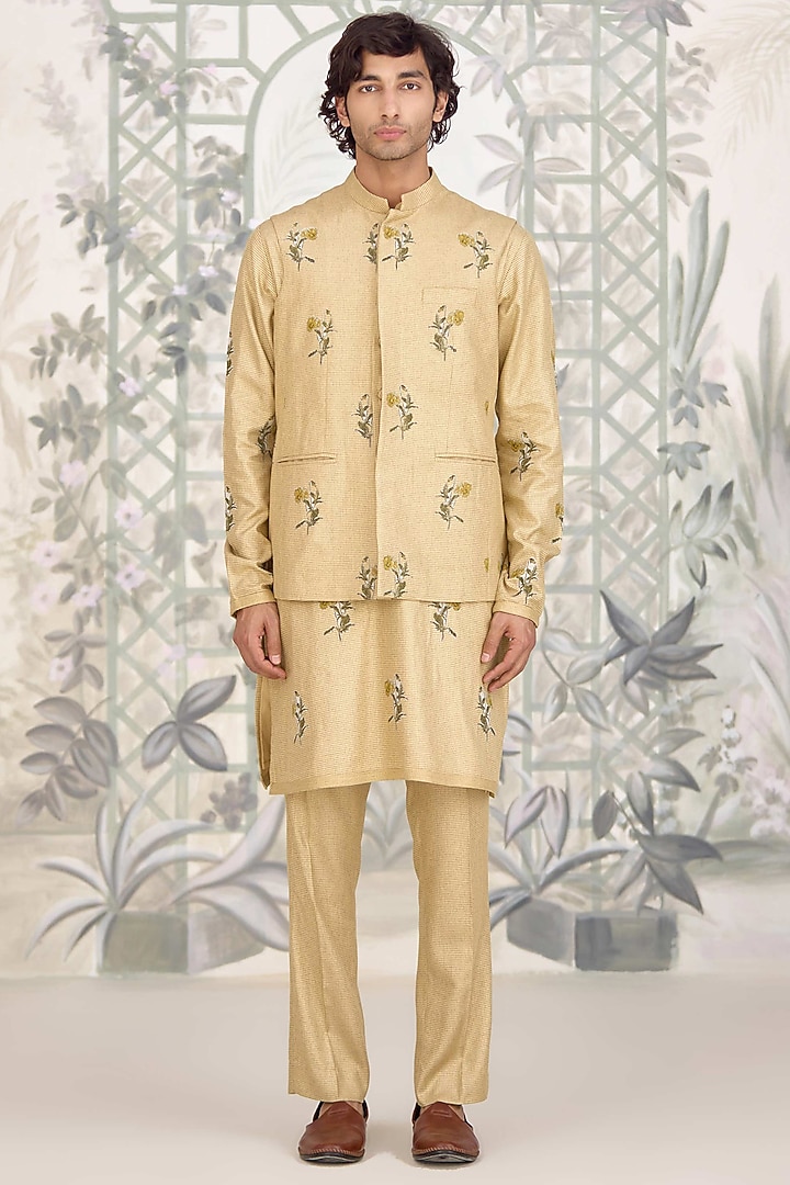 Neutral Yellow Cotton Satin Printed Bundi Jacket Set by Shyam Narayan Prasad Men at Pernia's Pop Up Shop