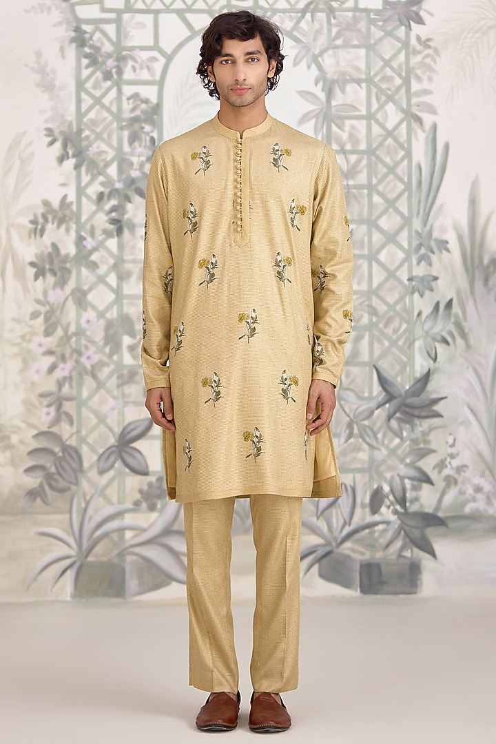 Neutral Yellow Cotton Satin Printed Bundi Jacket Set by Shyam Narayan Prasad Men at Pernia's Pop Up Shop