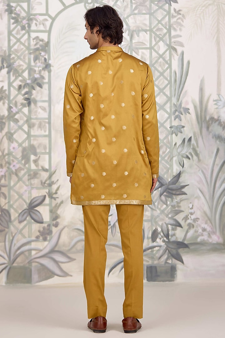 Mustard Brocade Silk Kurta Set by Shyam Narayan Prasad Men at Pernia's Pop Up Shop