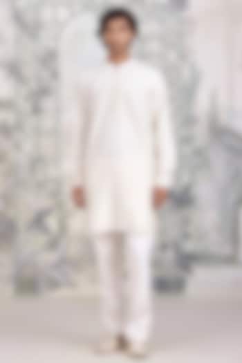 White Cotton Silk Kurta Set by Shyam Narayan Prasad Men at Pernia's Pop Up Shop
