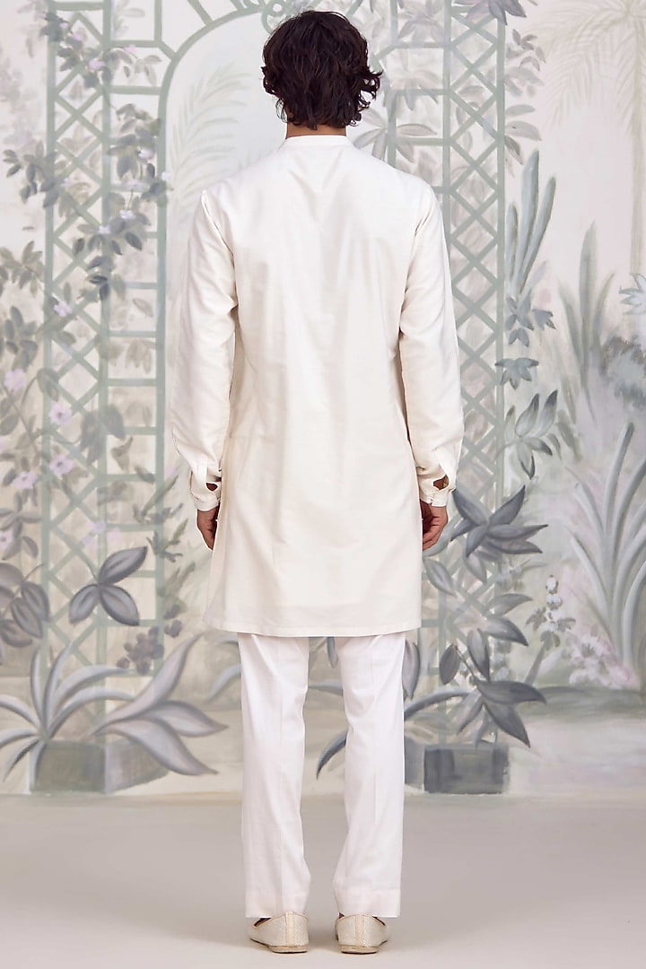 White Cotton Silk Kurta Set by Shyam Narayan Prasad Men at Pernia's Pop Up Shop