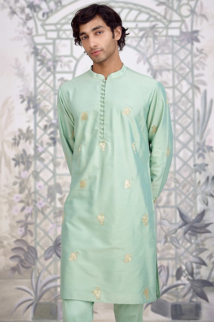 Sea Green Cotton Silk Floral Applique Embroidered Kurta Set by Shyam Narayan Prasad Men at Pernia's Pop Up Shop