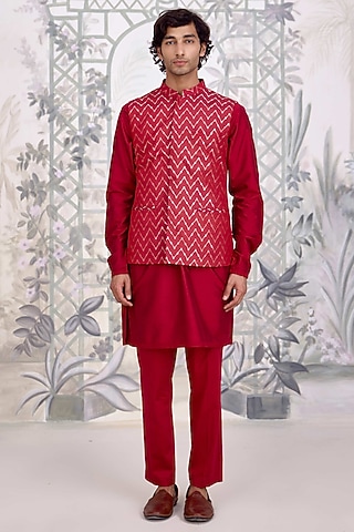 Maroon Cotton Silk & Brocade Nehru Jacket Set by Shyam Narayan Prasad Men