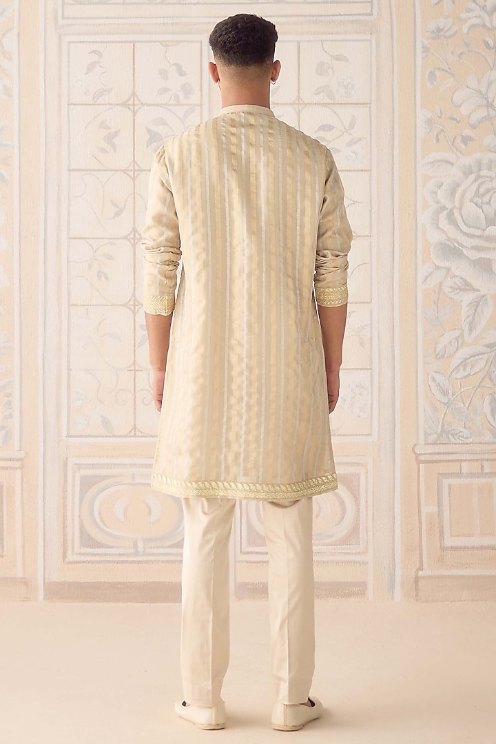 Oyster Grey Metallic Organza Silk Applique Embroidered Kurta Set by Shyam Narayan Prasad Men at Pernia's Pop Up Shop