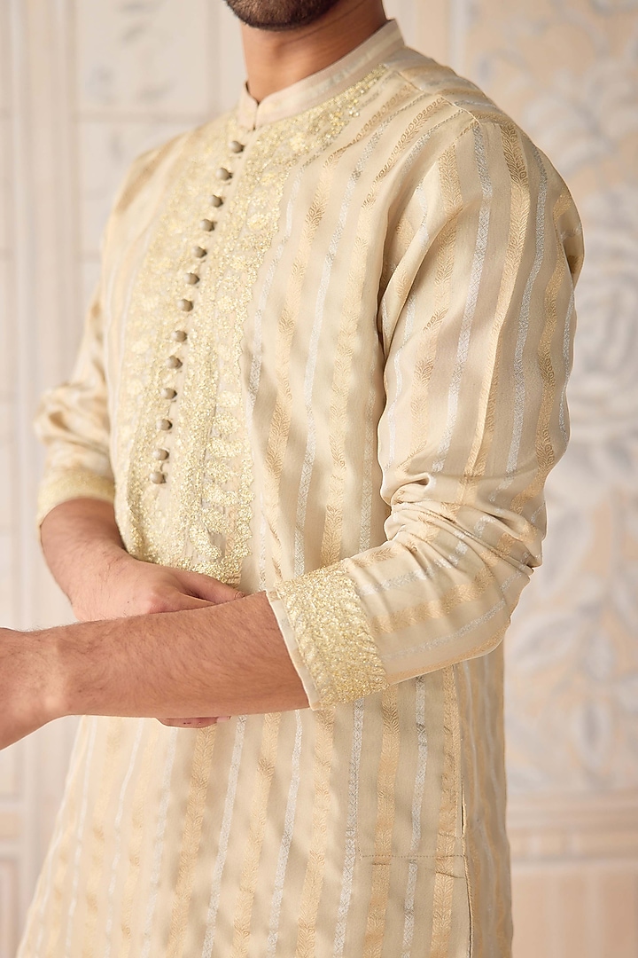 Oyster Grey Metallic Organza Silk Applique Embroidered Kurta Set by Shyam Narayan Prasad Men at Pernia's Pop Up Shop