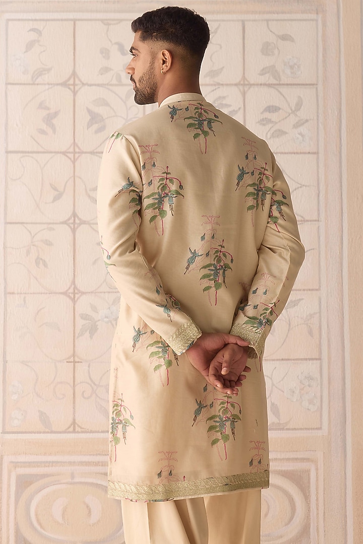 Sanshell-Colored Chanderi Applique Embroidered Kurta Set by Shyam Narayan Prasad Men at Pernia's Pop Up Shop