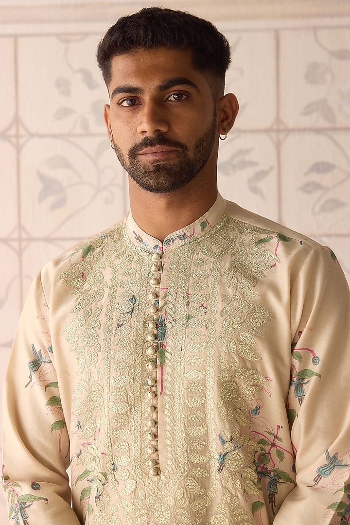 Sanshell-Colored Chanderi Applique Embroidered Kurta Set by Shyam Narayan Prasad Men at Pernia's Pop Up Shop