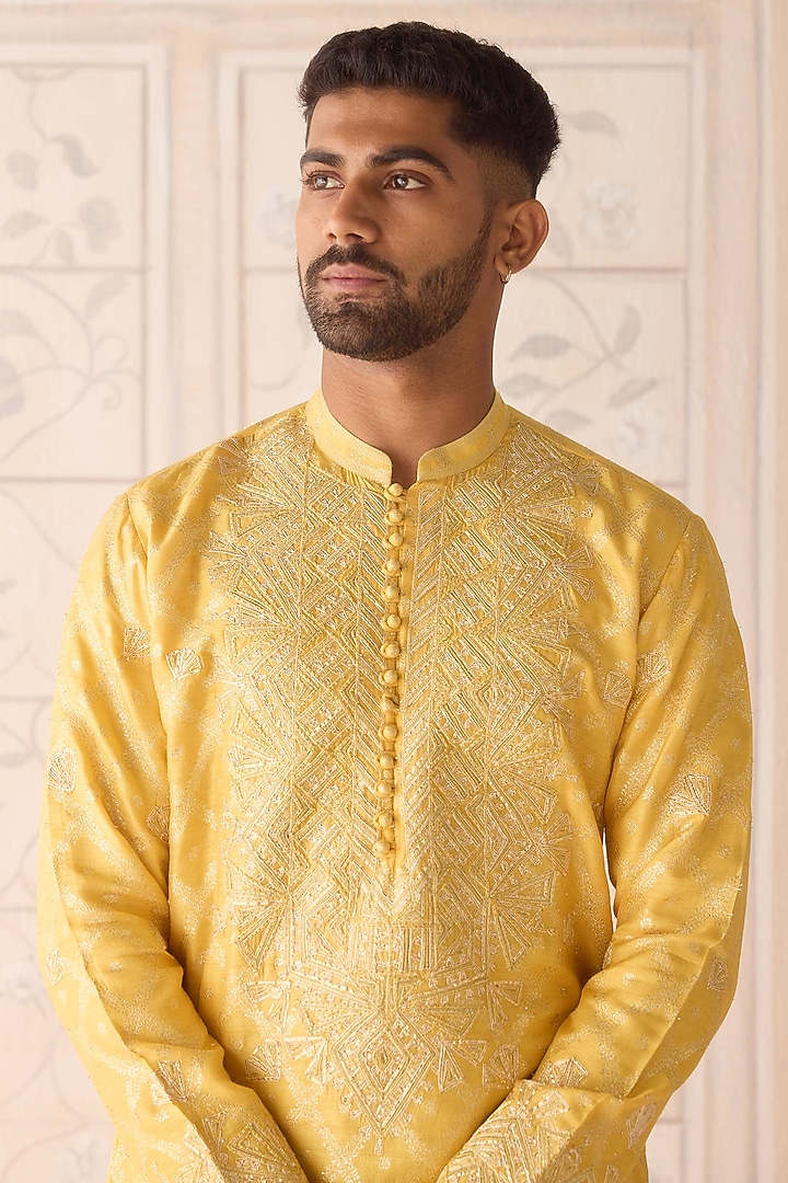 Maize Yellow Cotton Silk Thread Embroidered Kurta Set by Shyam Narayan Prasad Men at Pernia's Pop Up Shop