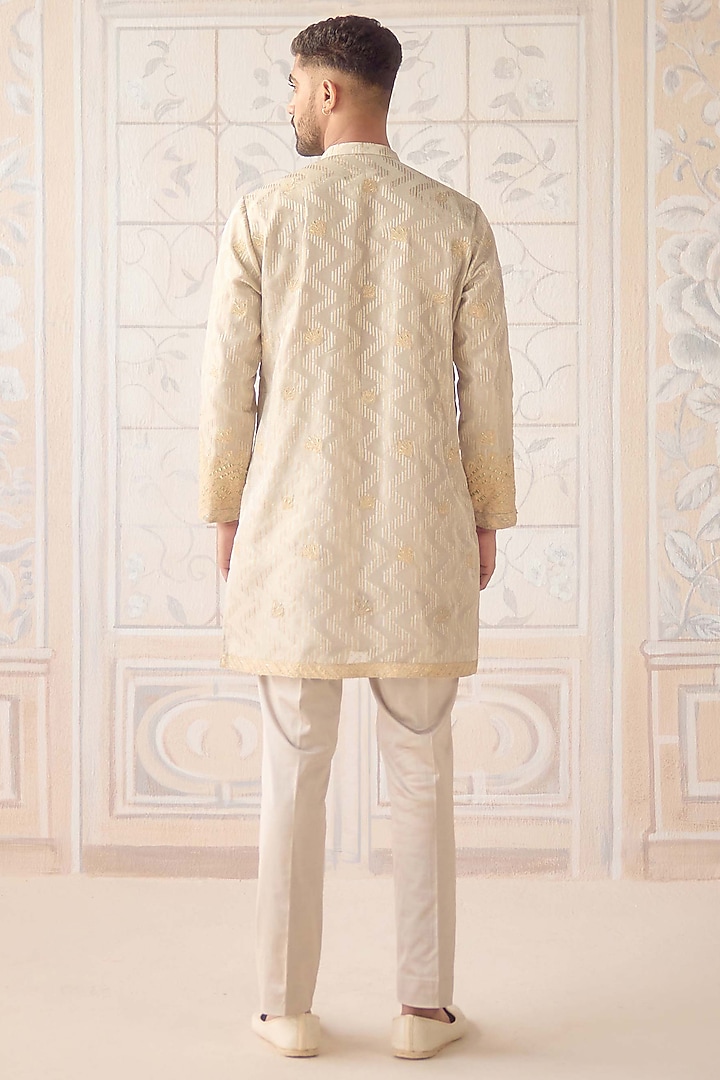 Metallic Ivory Organza Silk Brocade Thread Embroidered Kurta Set by Shyam Narayan Prasad Men at Pernia's Pop Up Shop