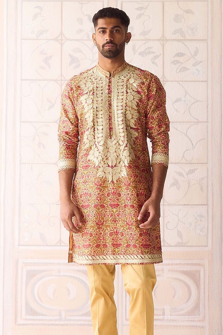 Golden Yellow Raw Silk Printed & Embroidered Kurta Set by Shyam Narayan Prasad Men at Pernia's Pop Up Shop
