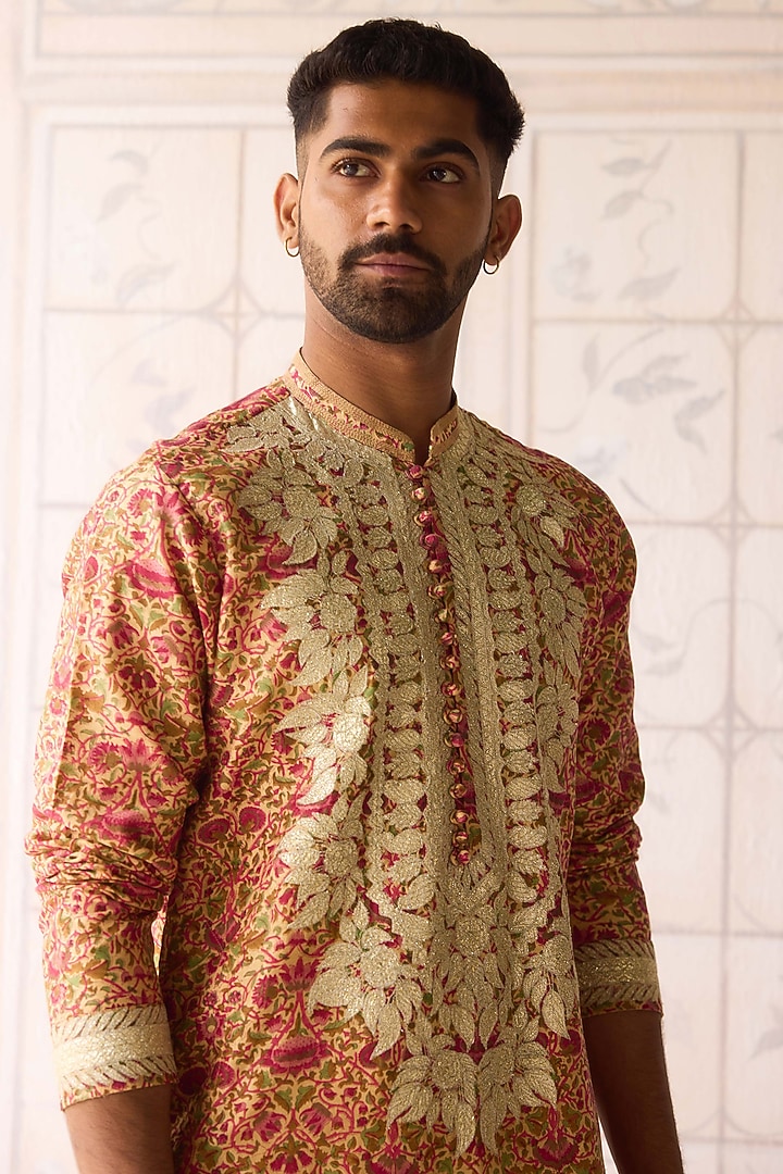 Golden Yellow Raw Silk Printed & Embroidered Kurta Set by Shyam Narayan Prasad Men at Pernia's Pop Up Shop