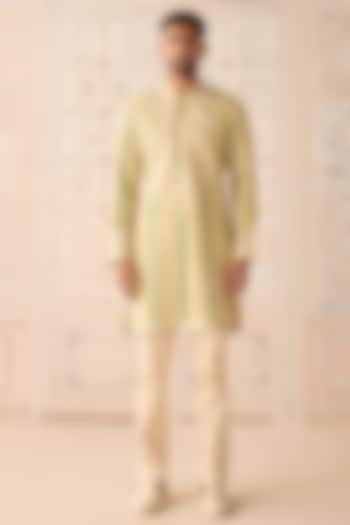 Ivory Chanderi Printed & Embroidered Kurta Set by Shyam Narayan Prasad Men at Pernia's Pop Up Shop