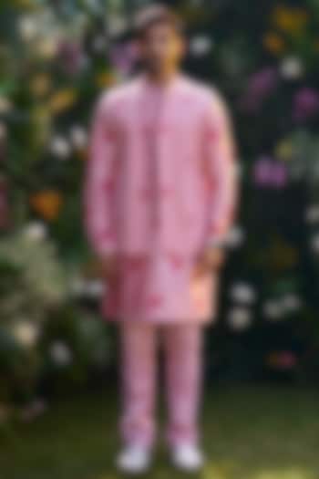 Prism Pink Cotton Silk Handblock Printed Bundi Jacket Set by Shyam Narayan Prasad Men at Pernia's Pop Up Shop