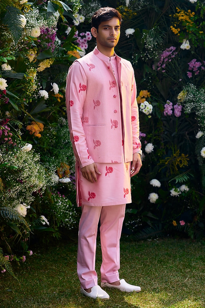 Prism Pink Cotton Silk Handblock Printed Bundi Jacket Set by Shyam Narayan Prasad Men at Pernia's Pop Up Shop