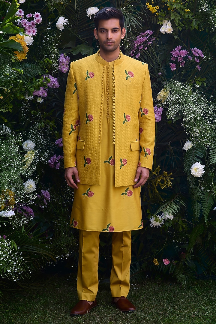 Golden Yellow Cotton Silk Handblock Printed Bundi Jacket Set by Shyam Narayan Prasad Men at Pernia's Pop Up Shop