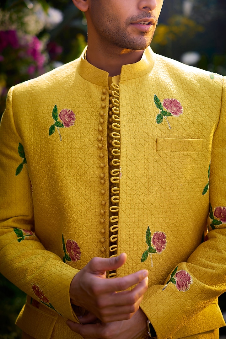 Golden Yellow Cotton Silk Handblock Printed Bundi Jacket Set by Shyam Narayan Prasad Men at Pernia's Pop Up Shop