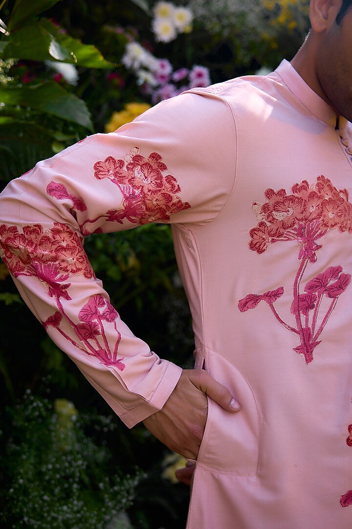 Cloud Pink Cotton Silk Handblock Printed Bundi Jacket Set by Shyam Narayan Prasad Men at Pernia's Pop Up Shop