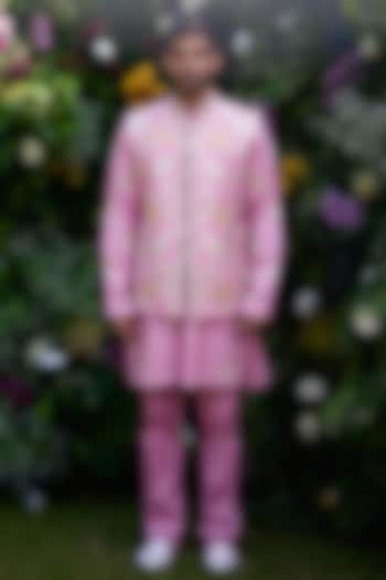 Orchid Pink Cotton silk Thread Embroidered Bundi Jacket Set by Shyam Narayan Prasad Men at Pernia's Pop Up Shop