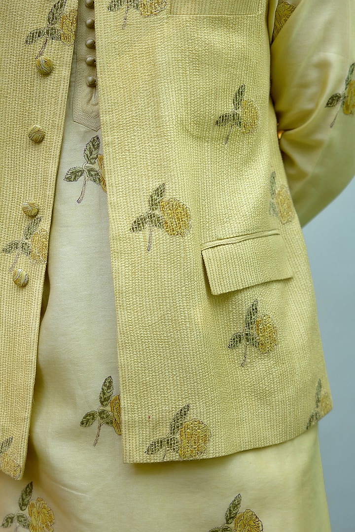 Canary Yellow Chanderi Handblock Printed Bundi Jacket Set by Shyam Narayan Prasad Men at Pernia's Pop Up Shop