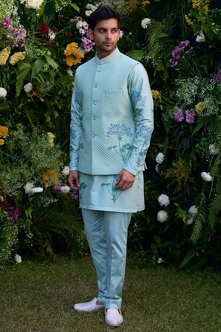 Illusion Blue Chanderi Handblock Printed Bundi Jacket Set by Shyam Narayan Prasad Men at Pernia's Pop Up Shop